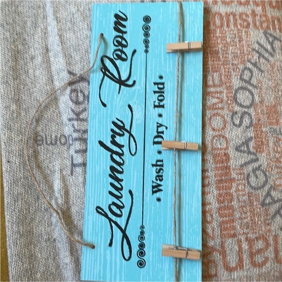 Laundry Room Blue & Black Sign With Clothespins. See pictures for measurements. - Picture 7 of 7